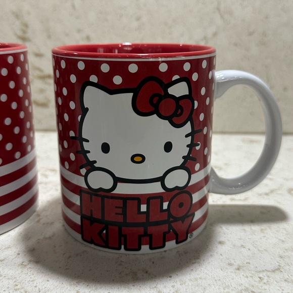 Hello Kitty x Sanrio Red Polka Dot & Stripe Ceramic Mug Set *BNWT* - Picture 4 of 6